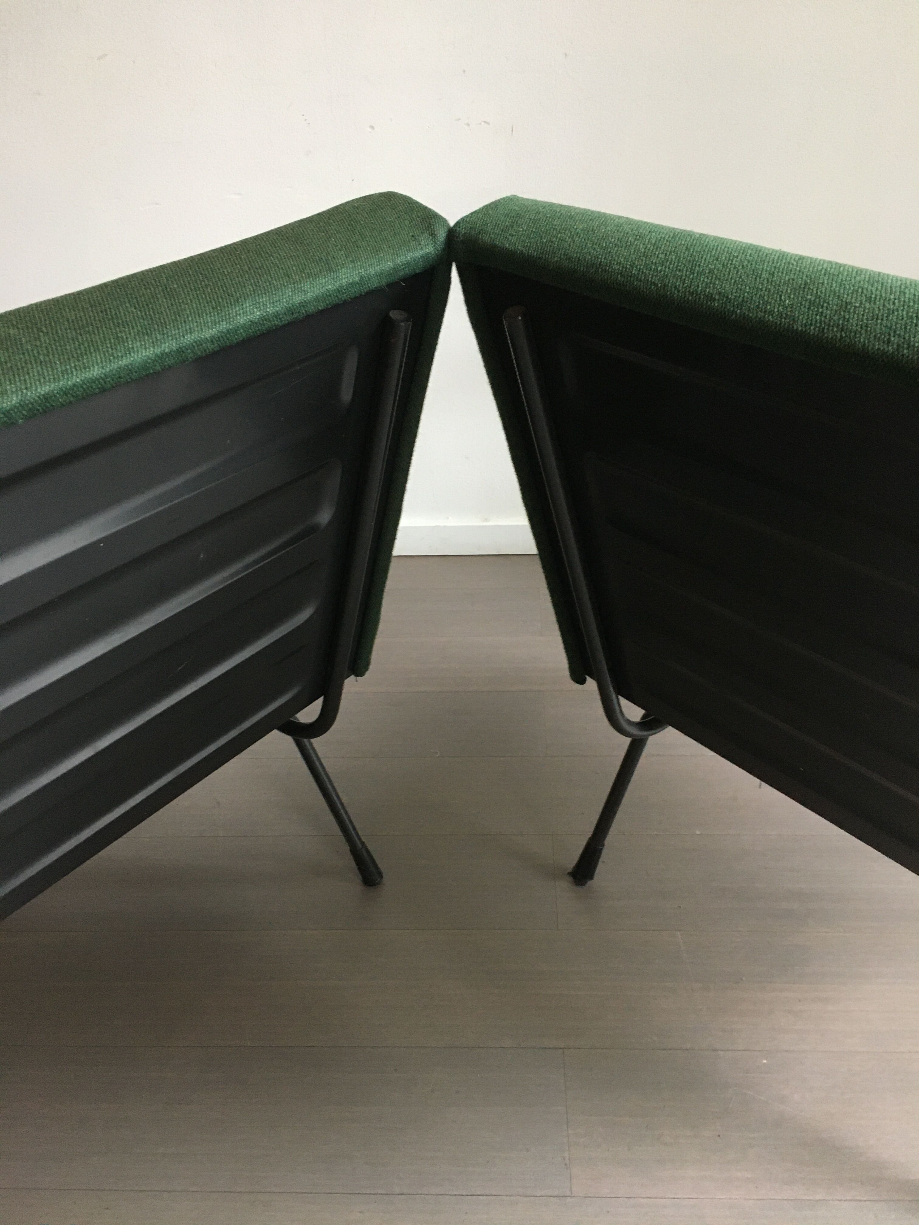 2 model 415/1401 by Wim Rietveld for Gispen 1960