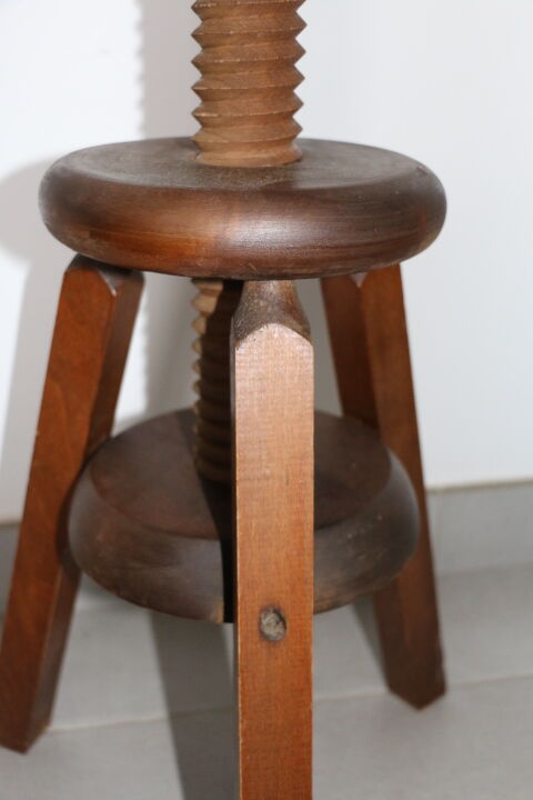 Tripod wood screw stool 1950
