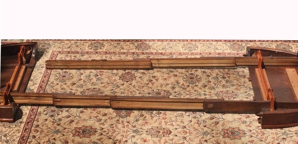 19th expandable empire table 4/6 p