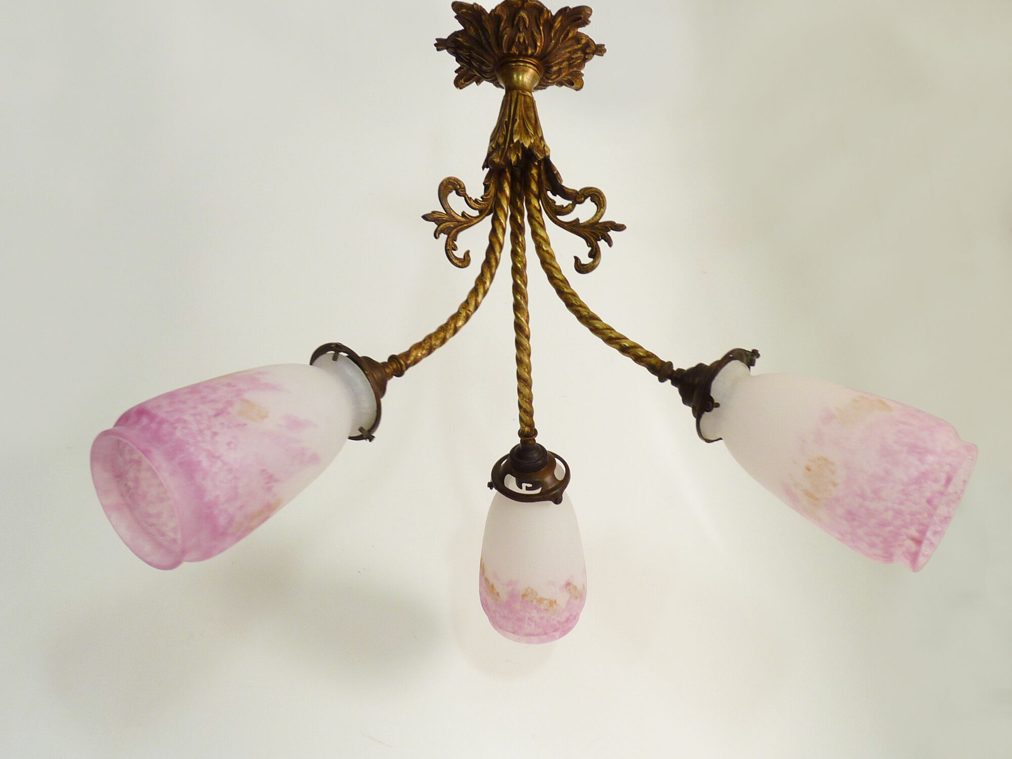 Art Deco chandelier in bronze with 3 tulips in pink glass paste. Signed L'Elf