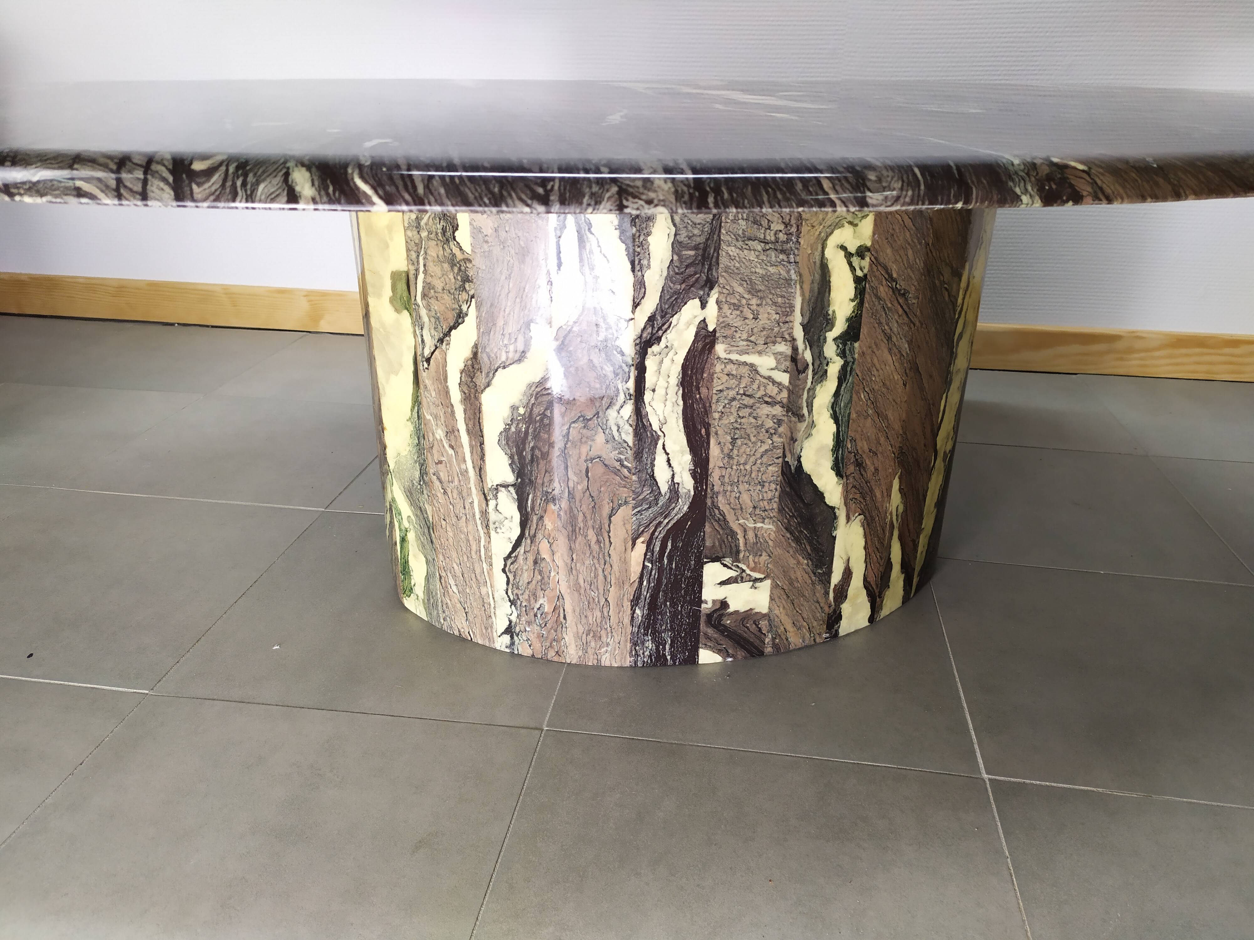 Ancient Oval Marble Coffee Table in Black Granite White Oval