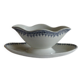 Earthenware gravy boat from Saint Amand.