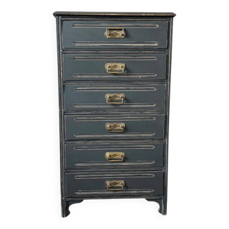 Chiffonier