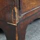 Commode antique anglaise robuste en acajou avec 5 tiroirs du milieu du 19ème siècle