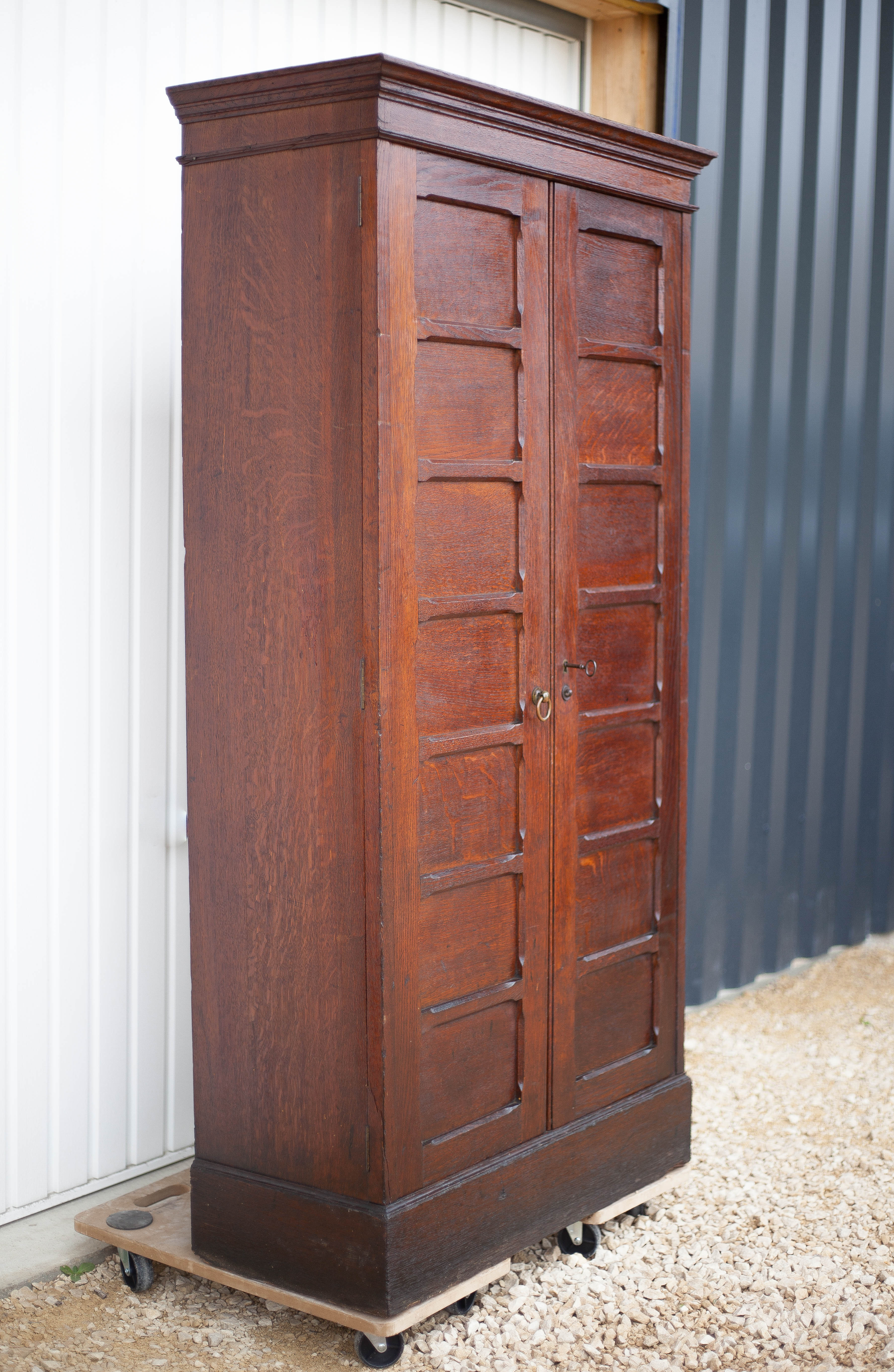 Parisian notary cabinet