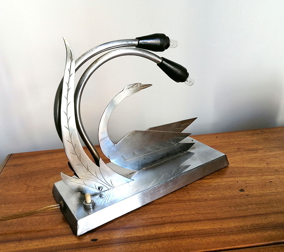 Lamp to lay swan and leaf decoration, 1930-40