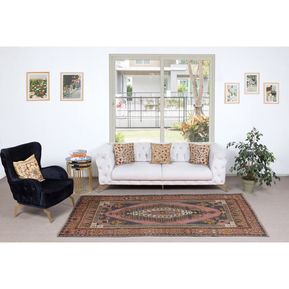 One-of-a-kind Vintage Oriental Rug, 100% Wool, Hand-knotted Turkish Carpet with Tribal Motifs