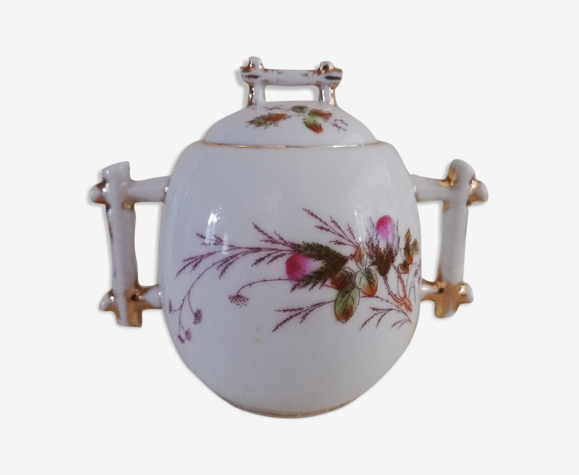 Porcelain sugar bowl handle decorated with sugar cane