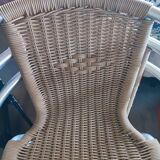 Scoubidou and aluminum chairs