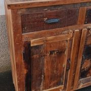Buffet en bois ancien