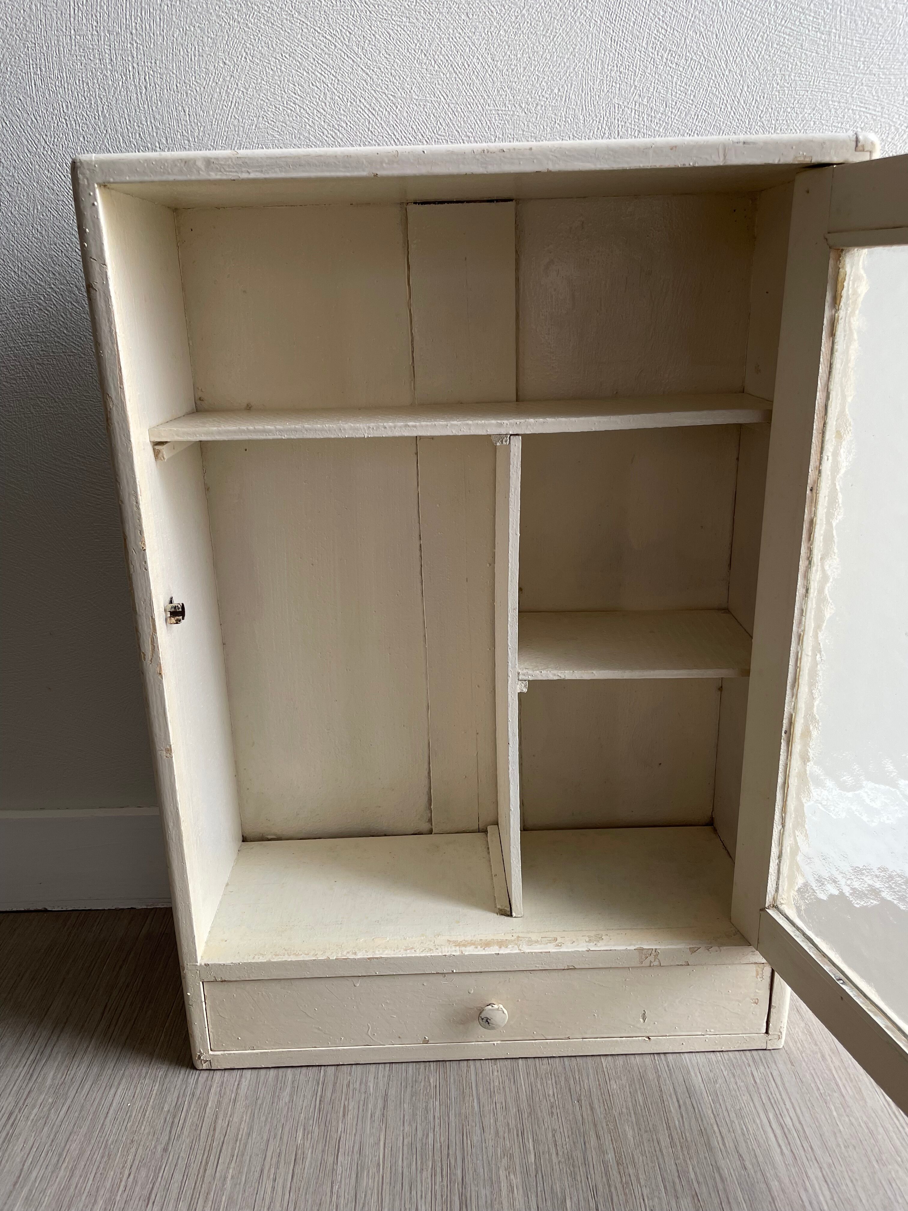 Bathroom cabinet pharmacy patinated wood