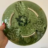 Drainer and plate in old slip old 1960s decoration cluster of reason and vine leaves