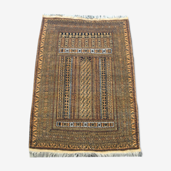 Tapis persan authentique de 1950 aux fins motifs 135cm x 96cm