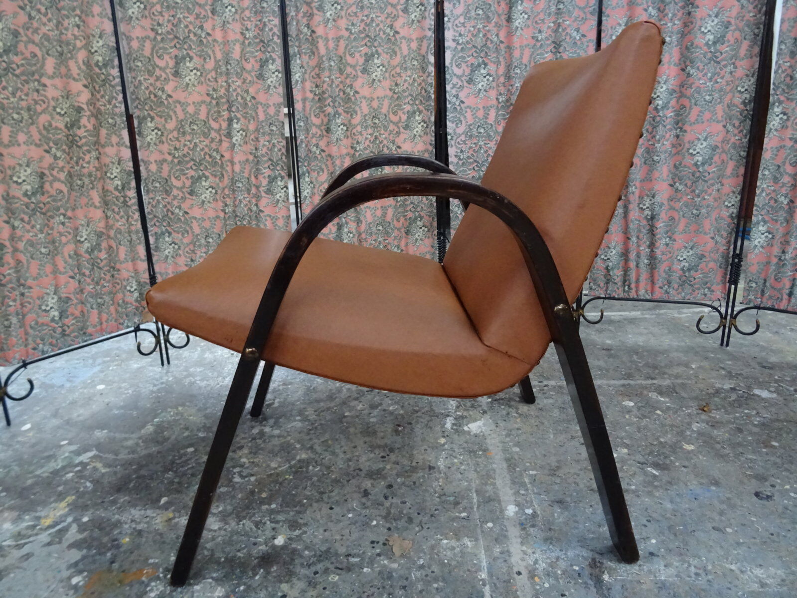Pair of bow wood Steiner chairs