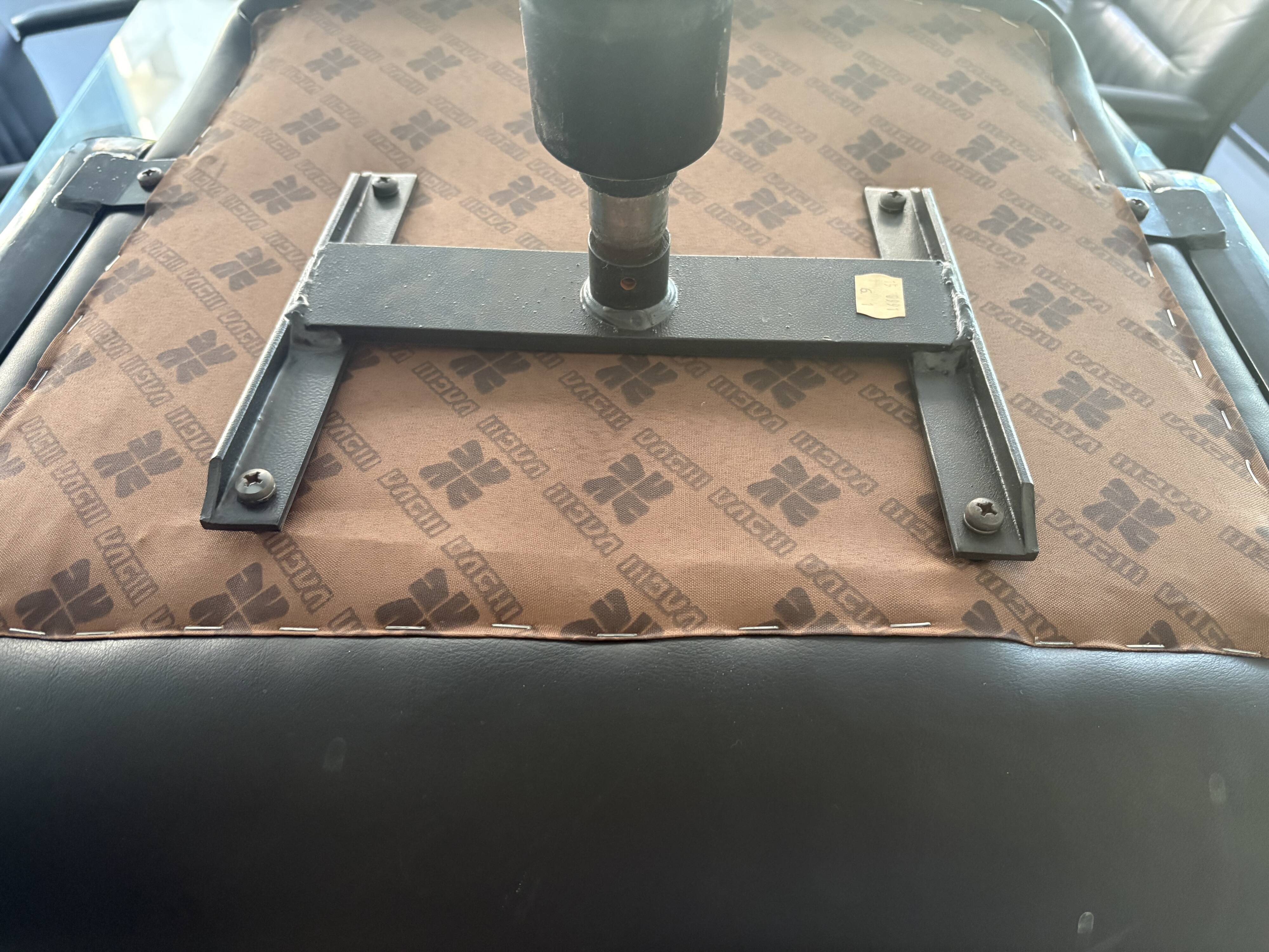 Vaghi vintage design office chair in leather