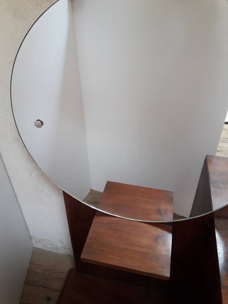 Art Deco dresser, solid walnut, veneer, 3 drawers, mirror.