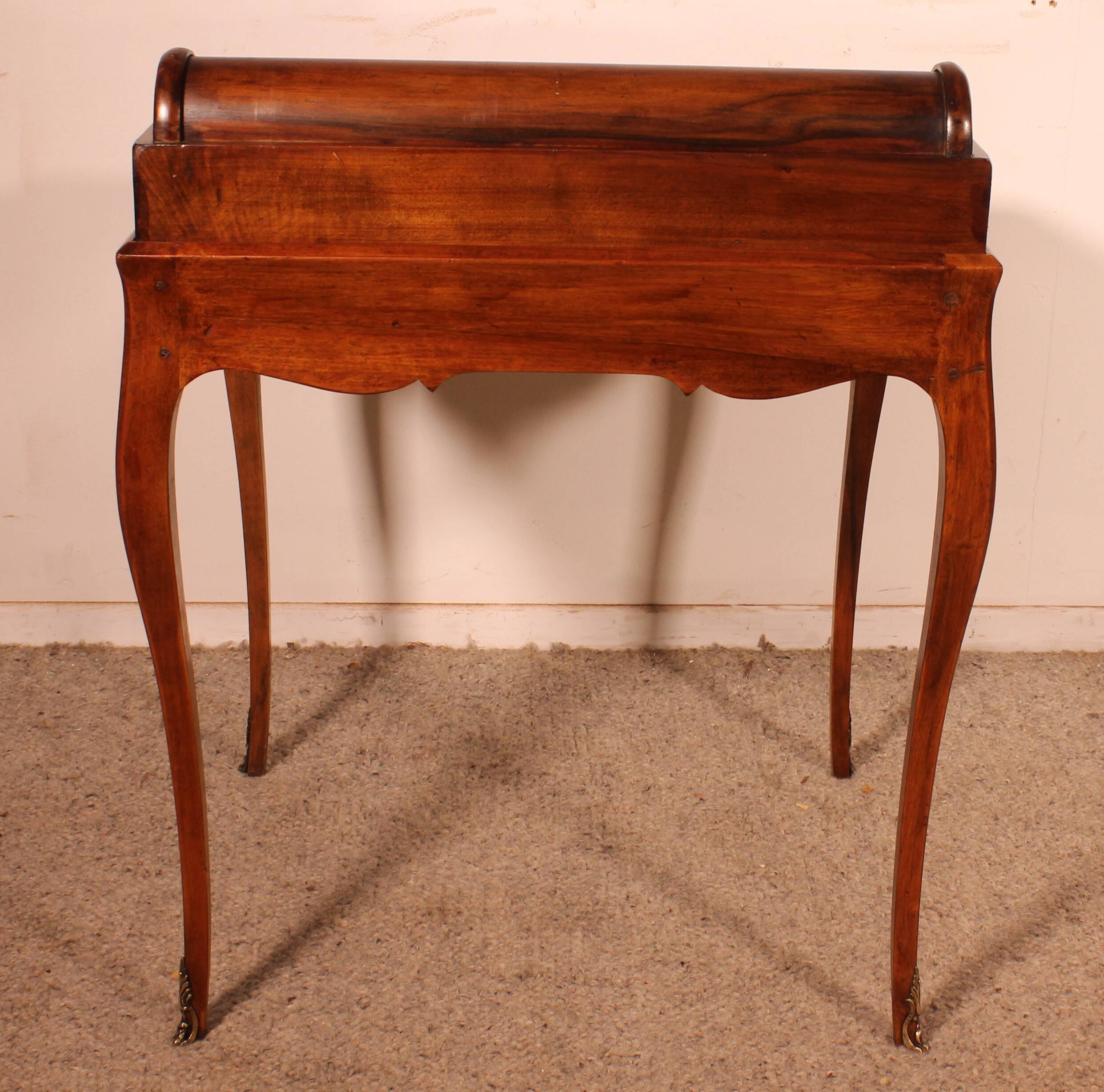 bureau / table à jeux en noyer d'époque napoléon III
