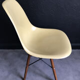 Set of 4 DSW Chairs by Charles and Ray Eames for Herman Miller