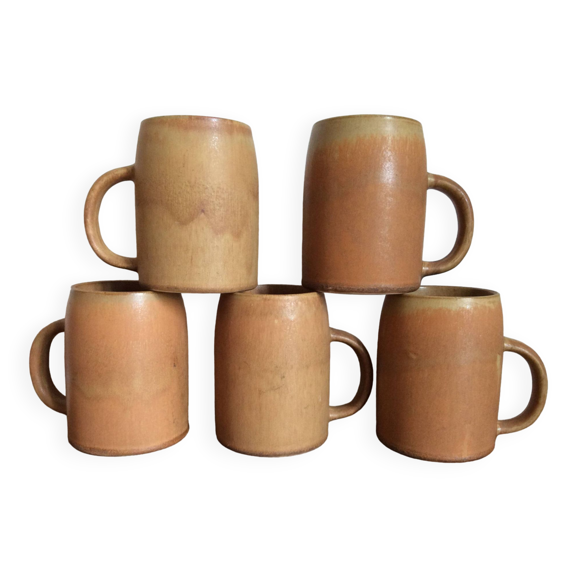 5 stoneware mugs