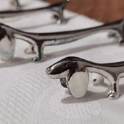 set of 6 knife holders in silver metal basset/dachshund