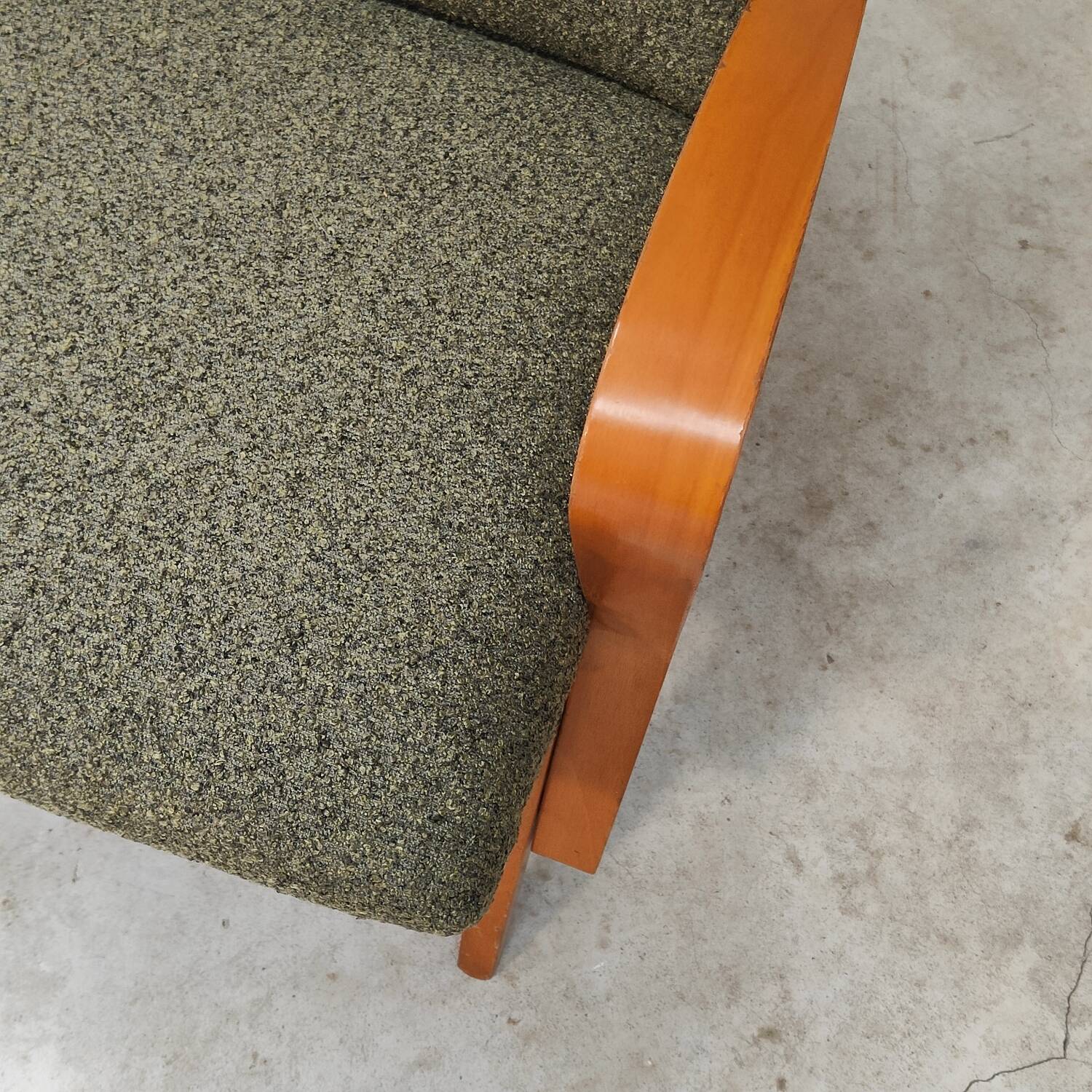 Pair of lounge chairs restored by Frantisek Jirak for Tatra