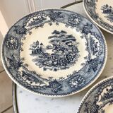 Set of 4 flat plates English style 60s