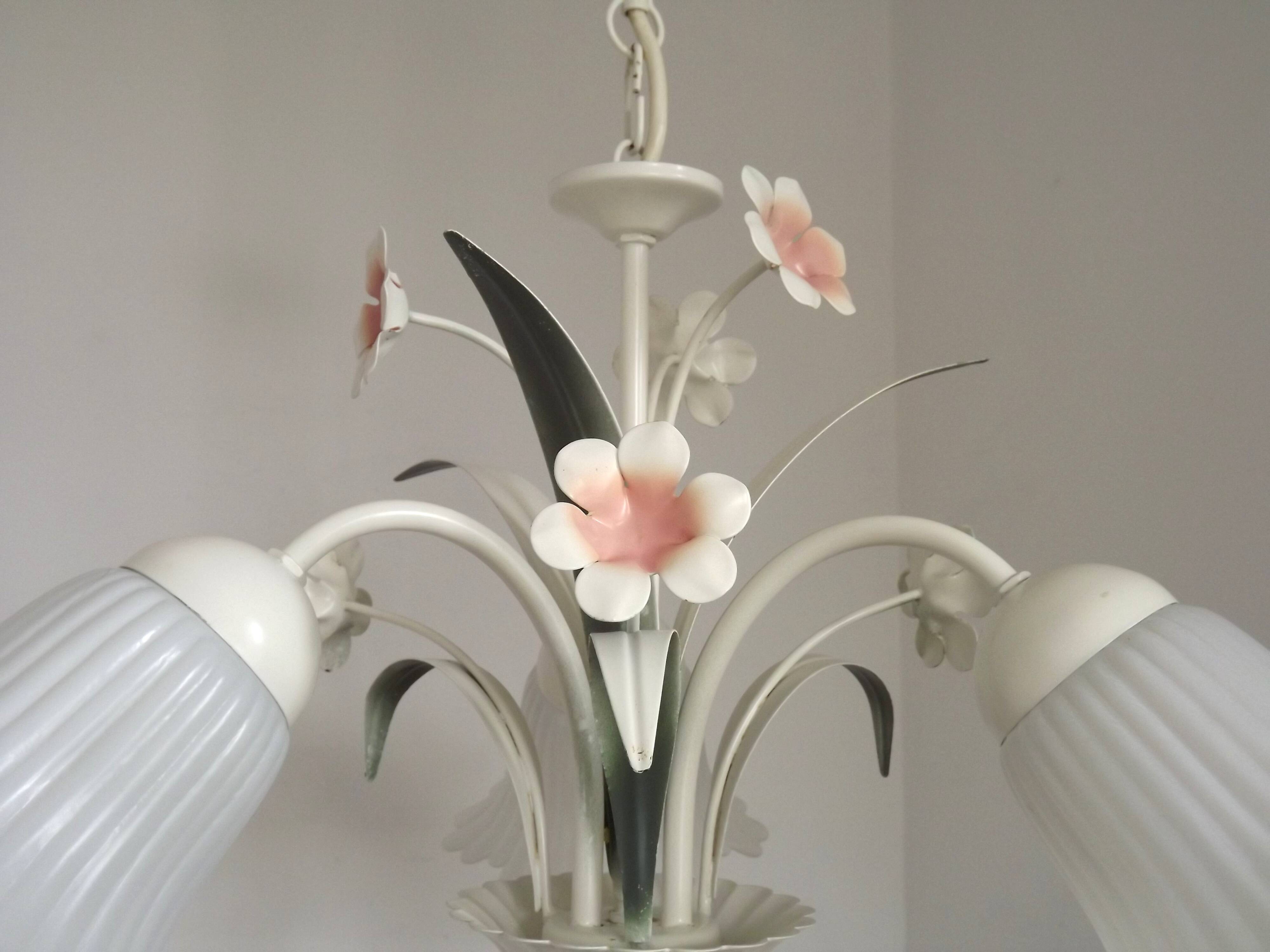 Vintage 3-light chandelier in pink and white metal and glass shaped like flowers, France.