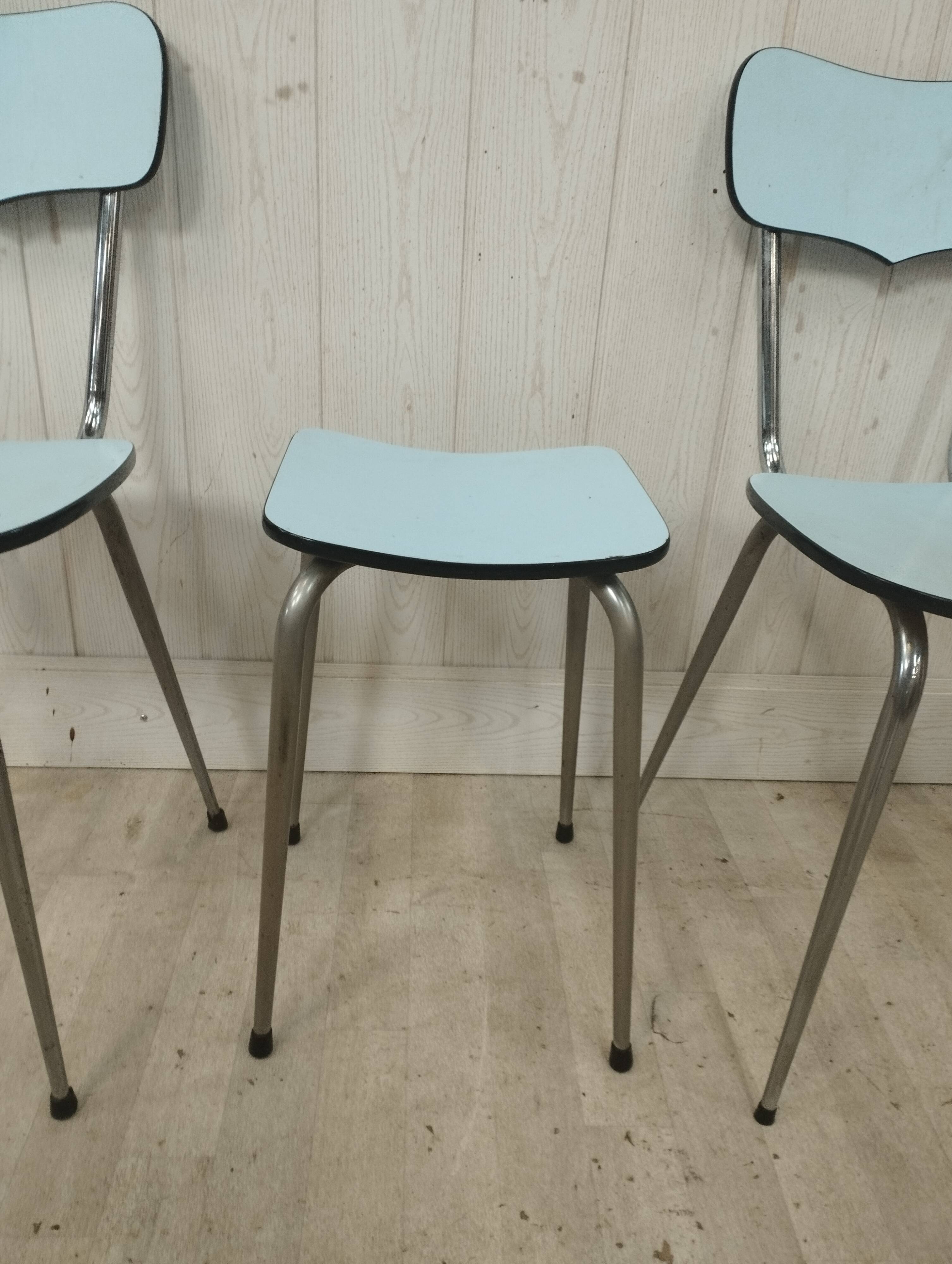 Blue formica table 2 chairs 1 mdj stool