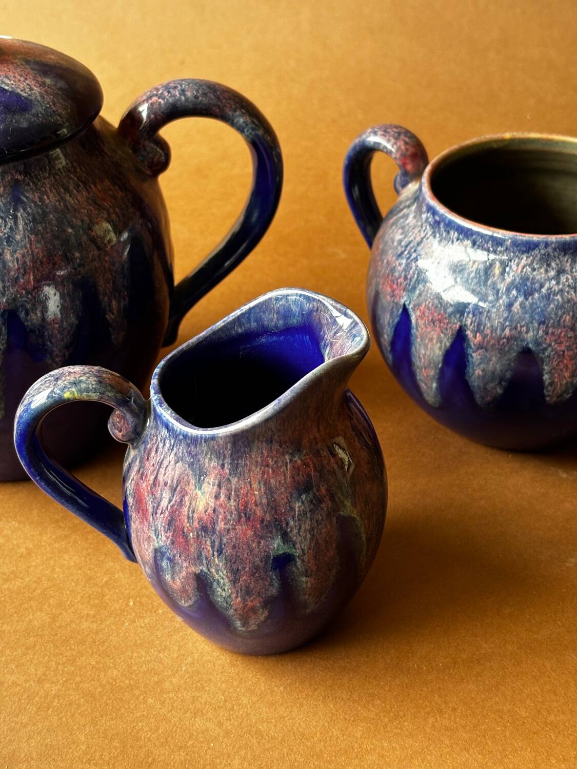 Teapot, milk jug and sugar bowl Lacheny Saint-Amand