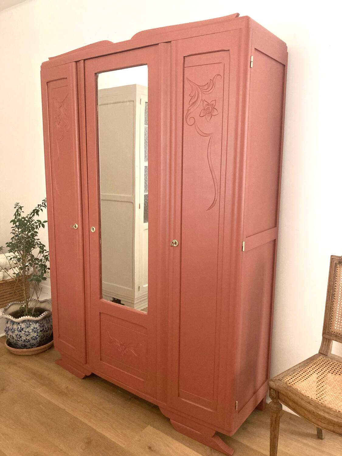 Art Deco wardrobe