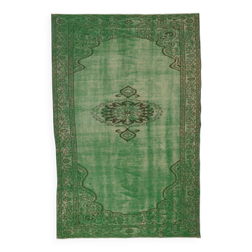 Tapis vintage camouflage géométrique vert foncé 5x8, 155x238 cm