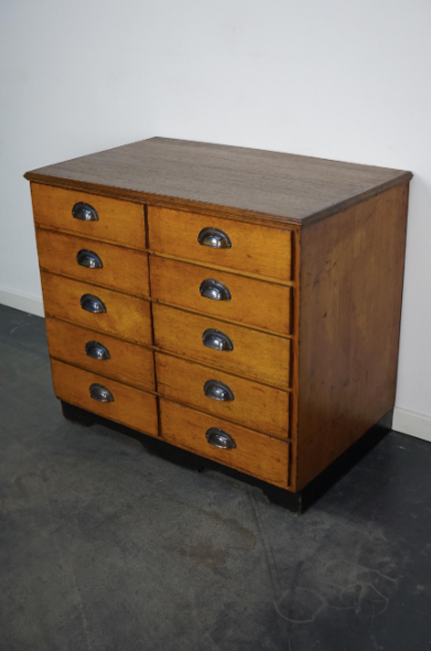Apothecary cabinet or bank of drawers in oak and German pine mid-twentieth century