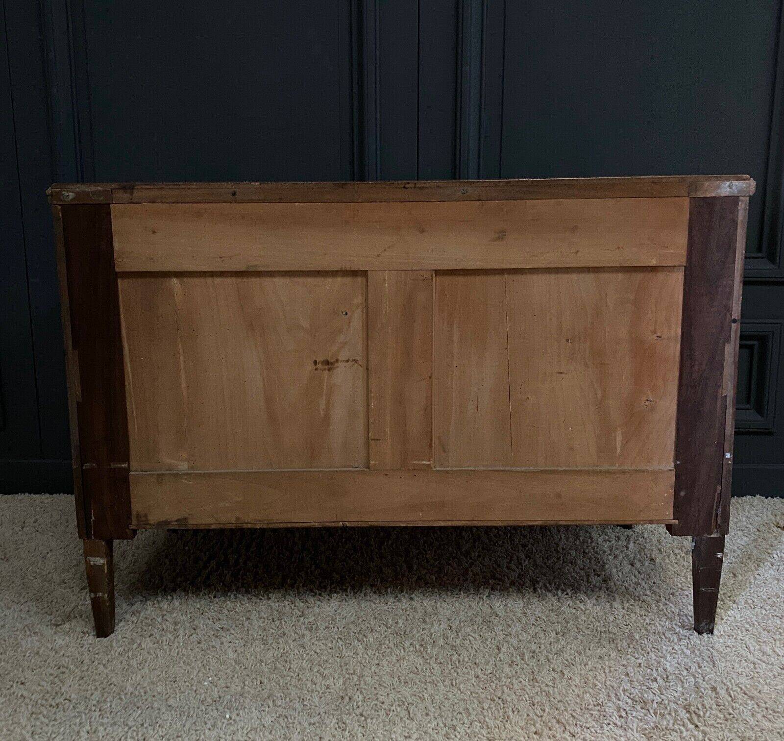 Louis XVI 18th century blond mahogany chest of drawers with three drawers