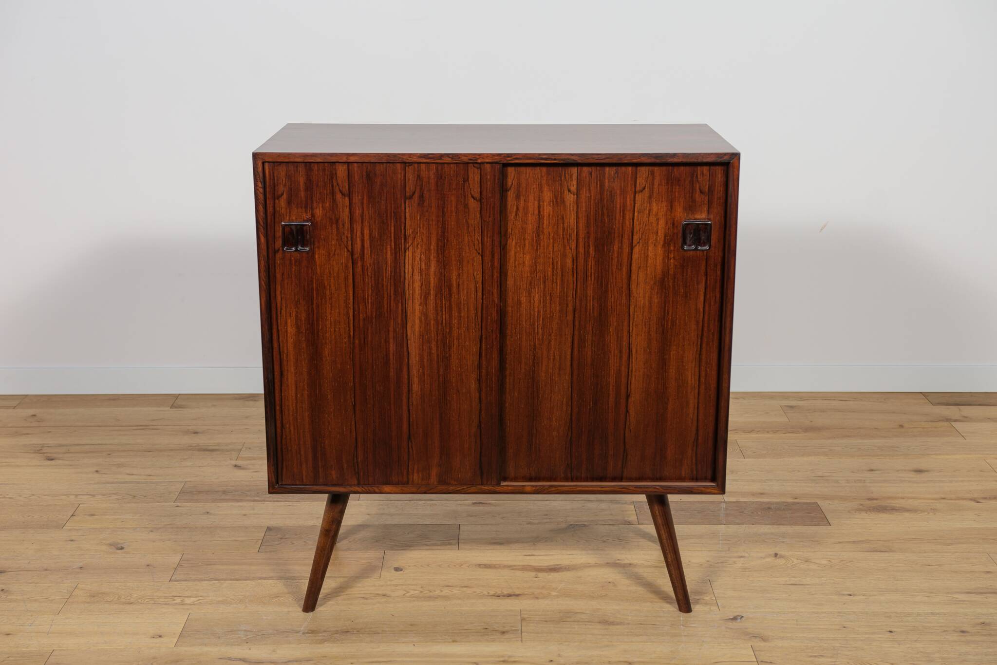 Small mid-century rosewood sideboard, Denmark, 1960s