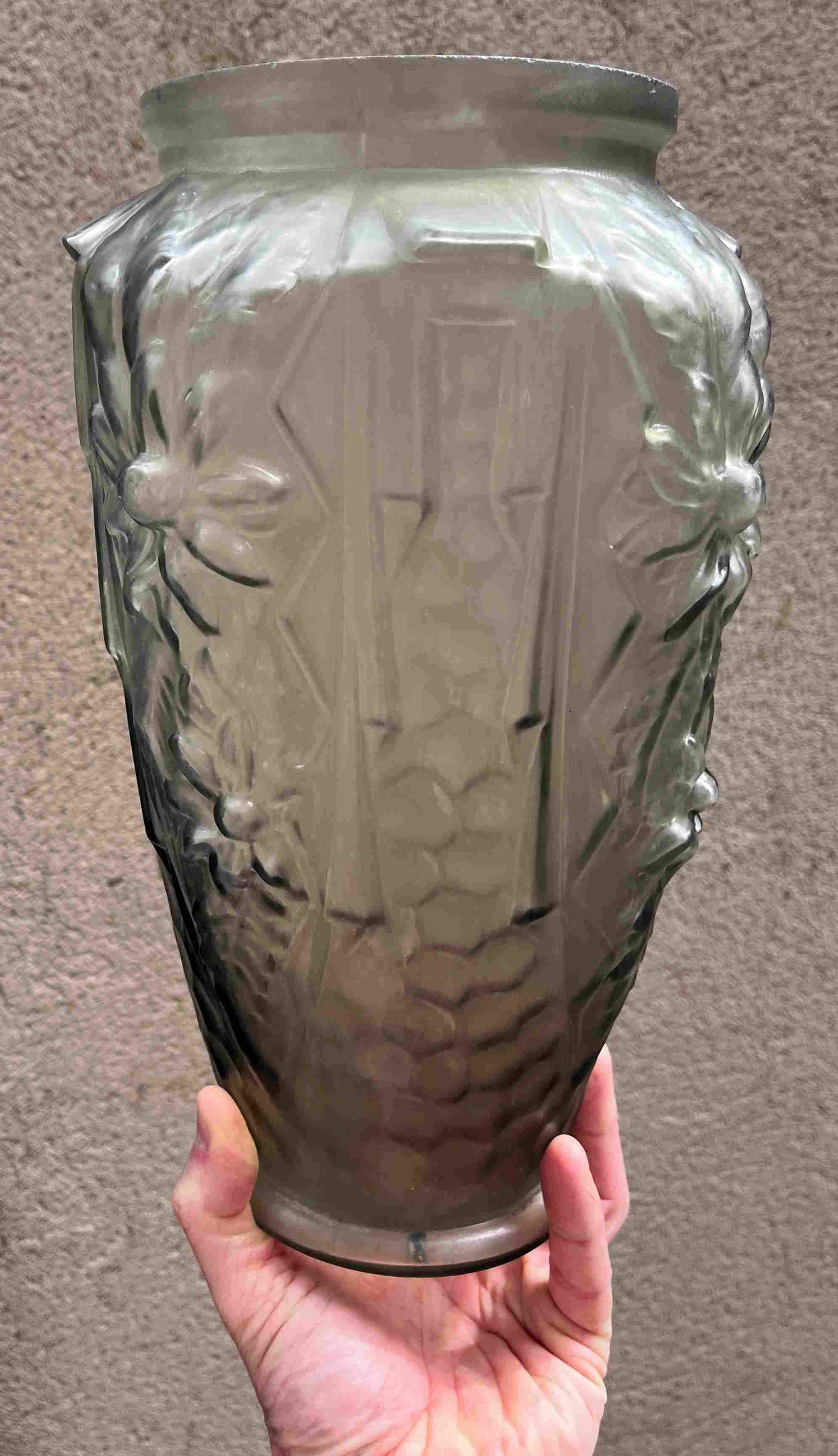 Art Nouveau / Art Deco vase circa 1920
