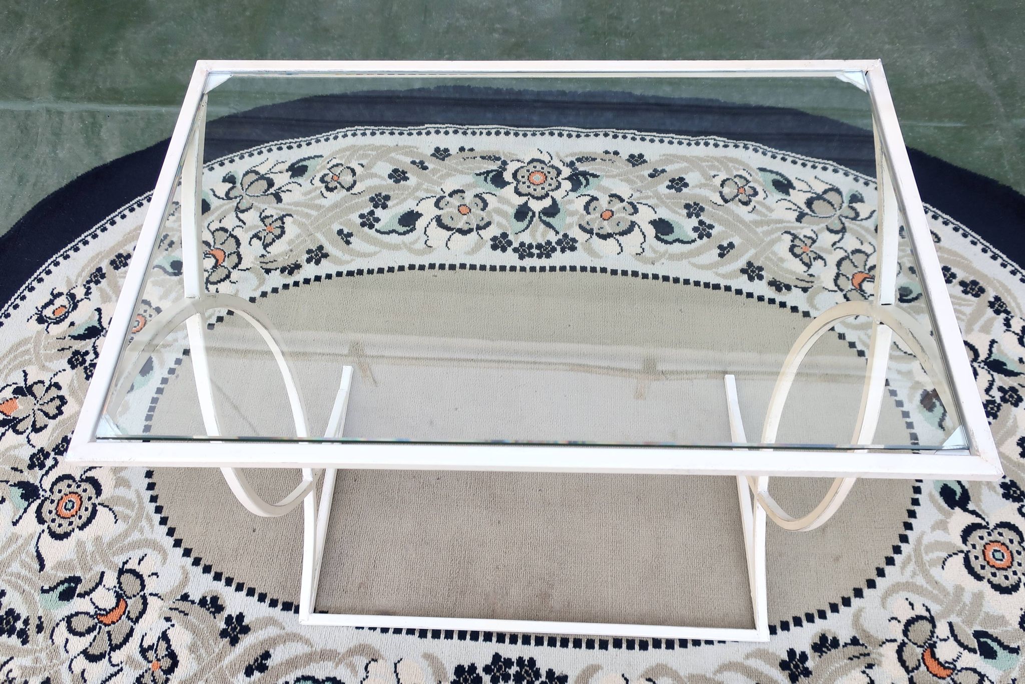 Bout de canapé, Petite Console Art Déco en Métal laqué Blanc, vers 1940