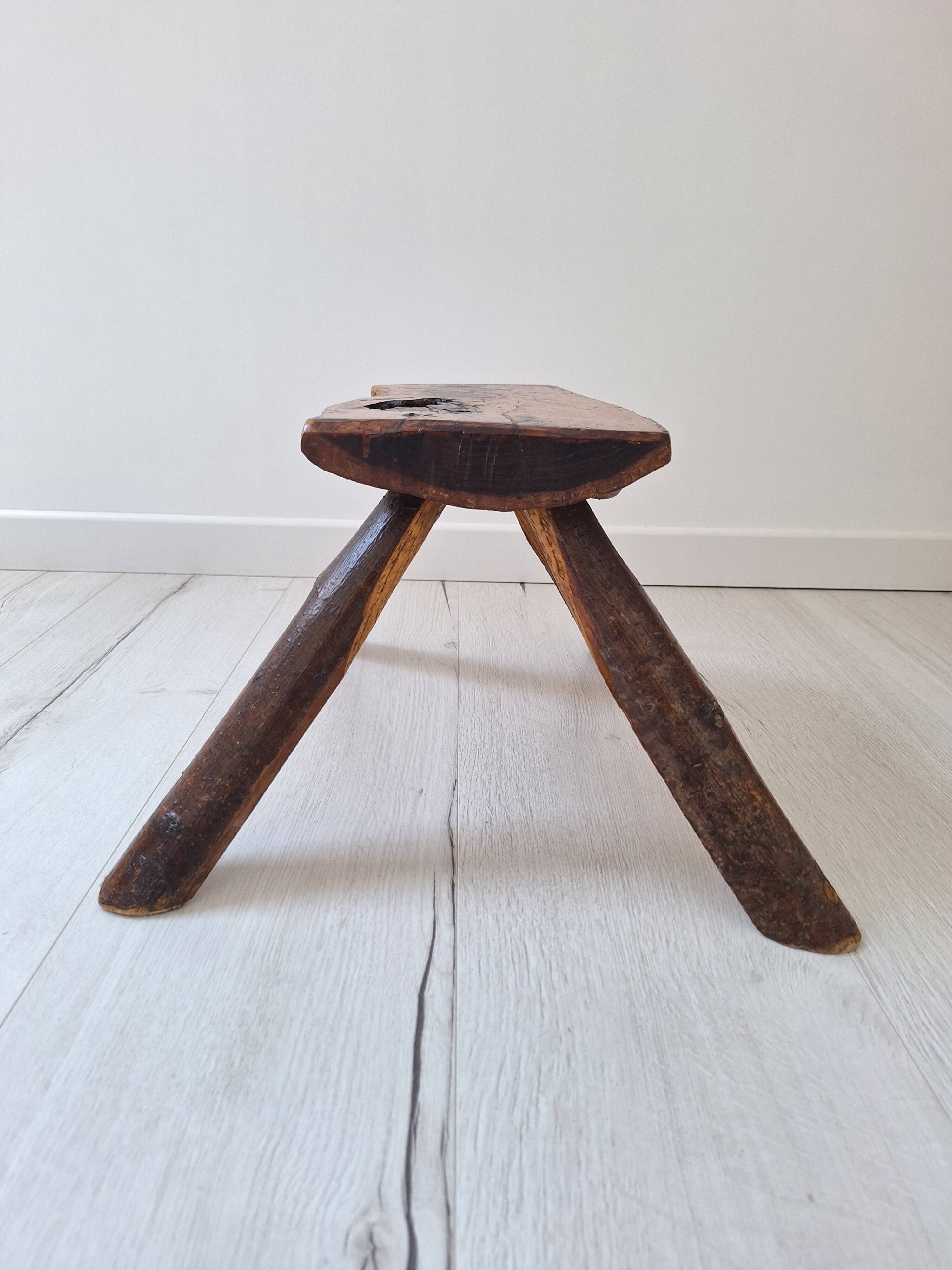Tabouret de traite brutaliste