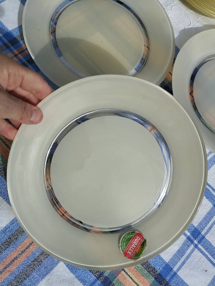 New Duralex dish set, 14 pieces with labels.