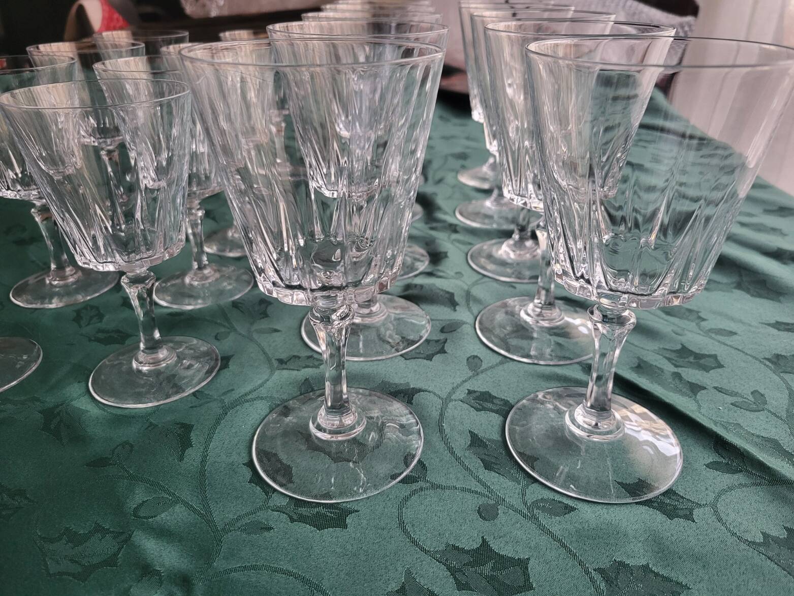 Arques crystal glassware service, Versailles pattern, France (set of 18)