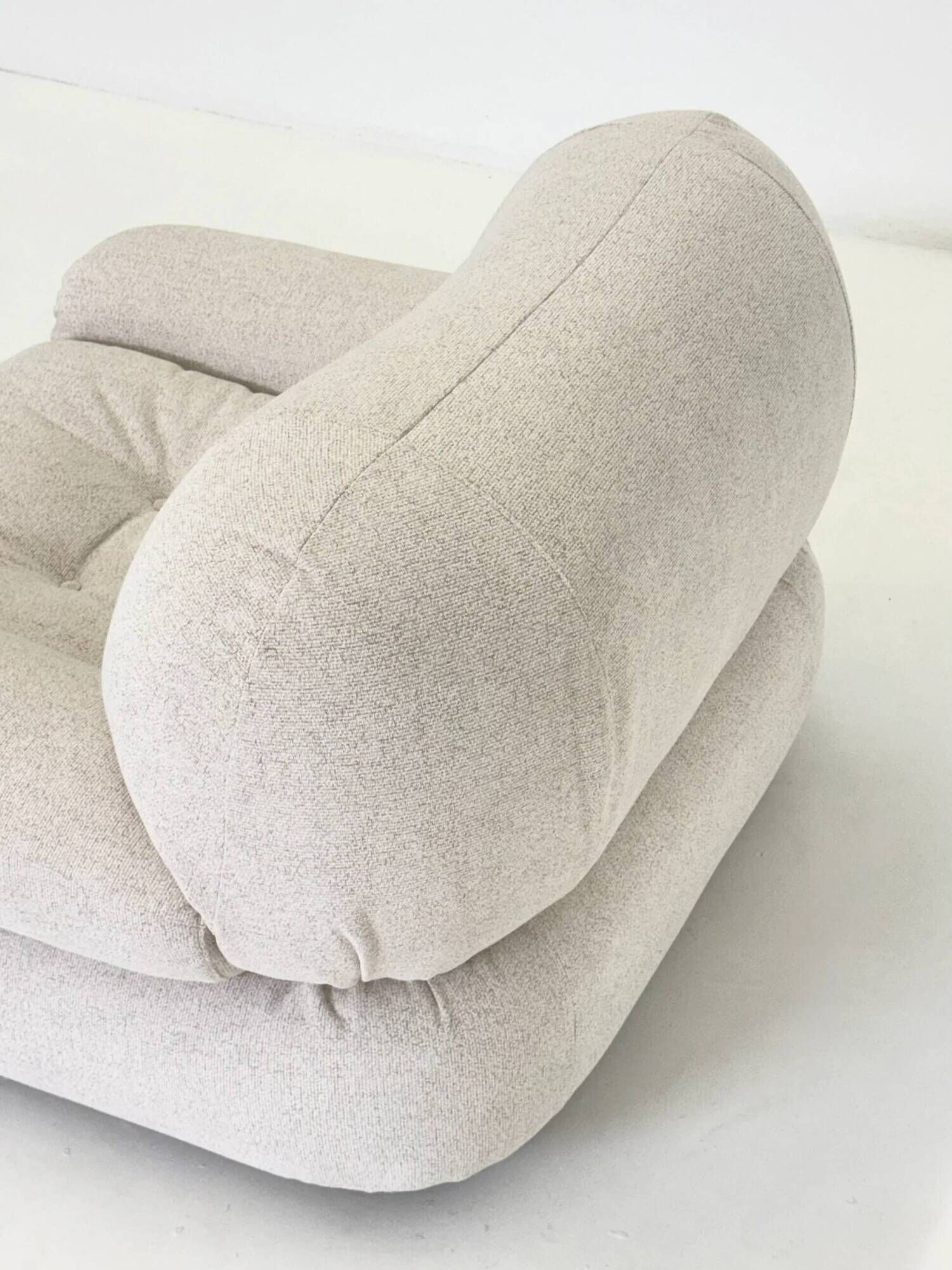 Sapporo armchair by Mario Marenco for Mobil Girgi in cream beige