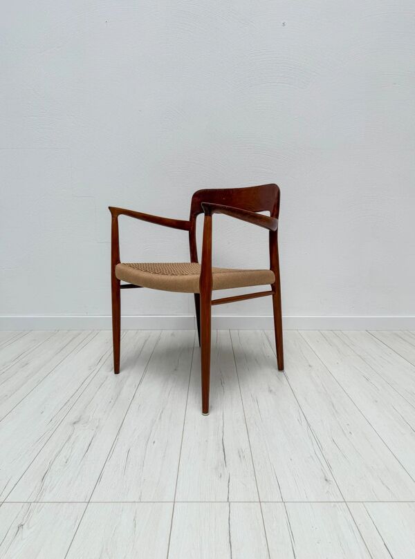 Chaise de salle à manger vintage danoise en teck des années 1960, modèle 56 par Niels Otto Møller