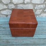 Pouf leather chest