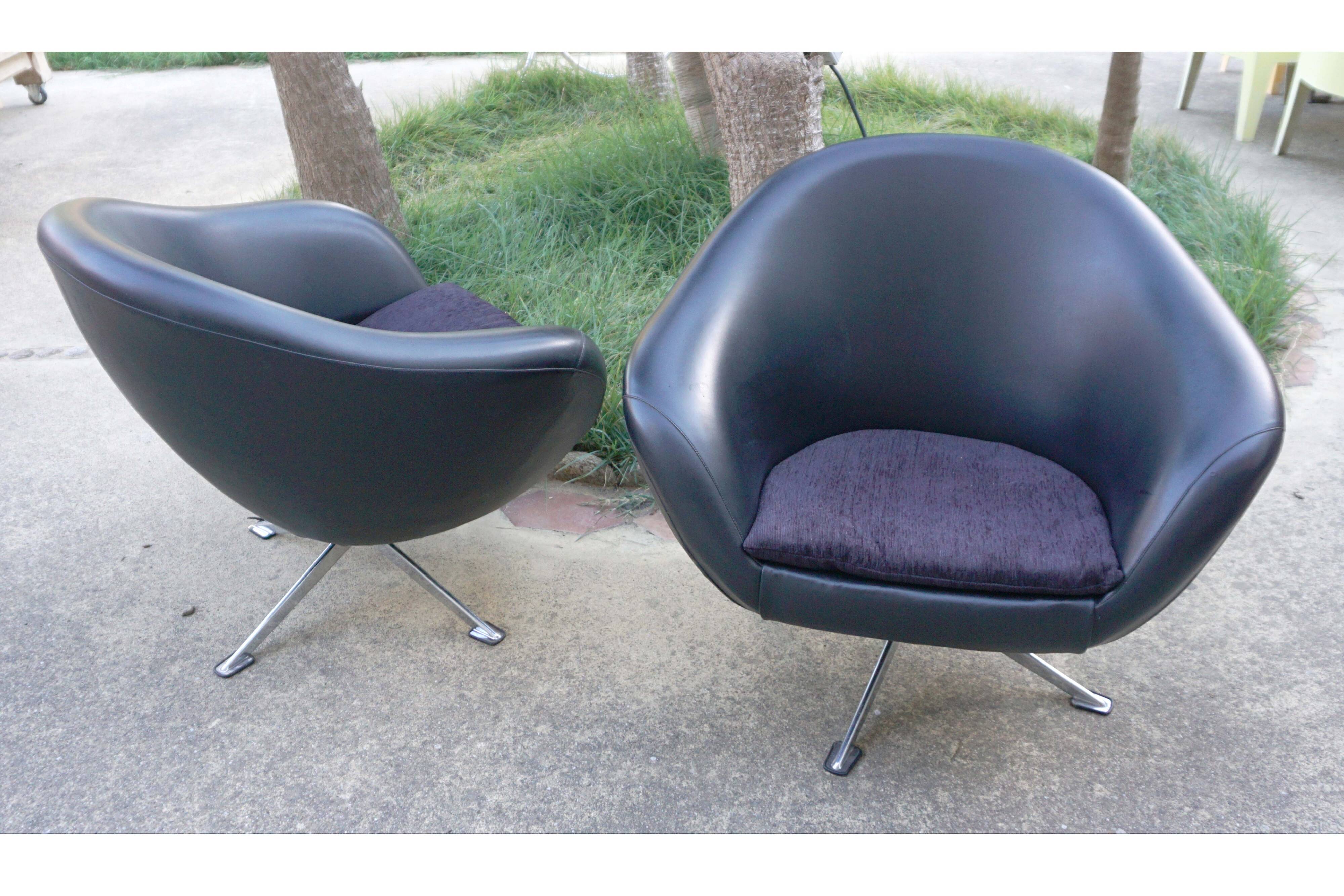 Balloon Shell Armchair "EGG" 60/70 Scandinavian design by Karl Eric Klote for Overman