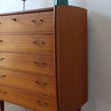 Teak Dresser with 5 drawers Norway, 1960s.