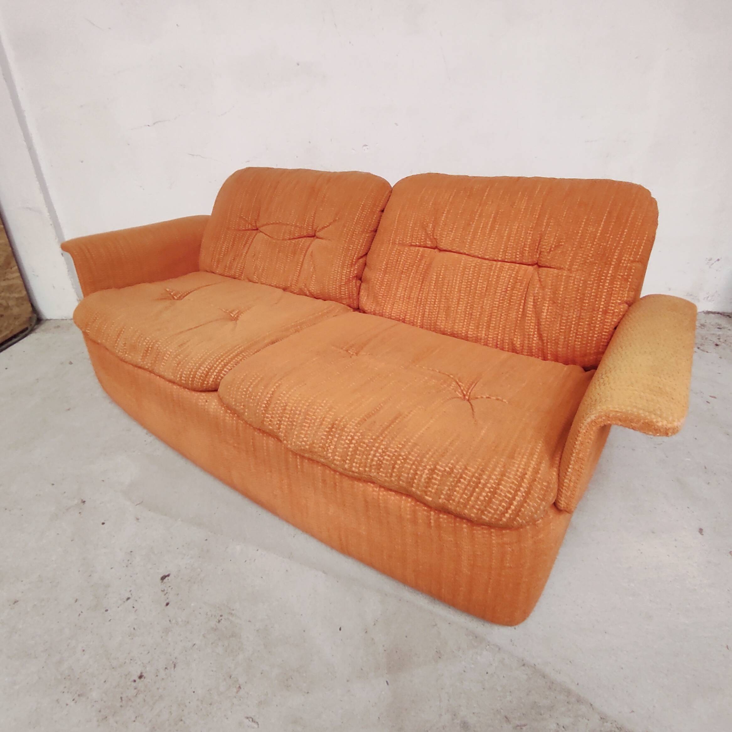 Orange living room set, 1970