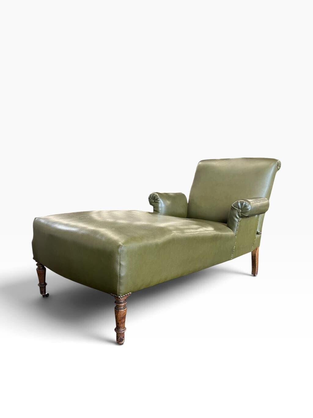 Chaise longue / fauteuil / chaise longue vintage en similicuir vert.