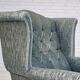 Années 1960, fauteuil à oreilles danois, velours bleu clair, bon état d'origine.