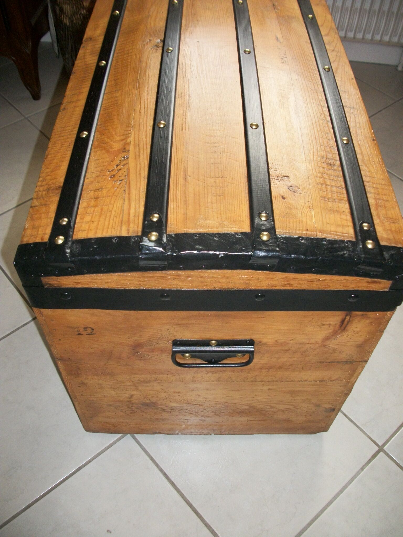 Coffre en bois malle de voyage