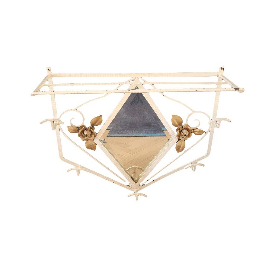 Entrance hall - Wall-mounted coat rack with mirror