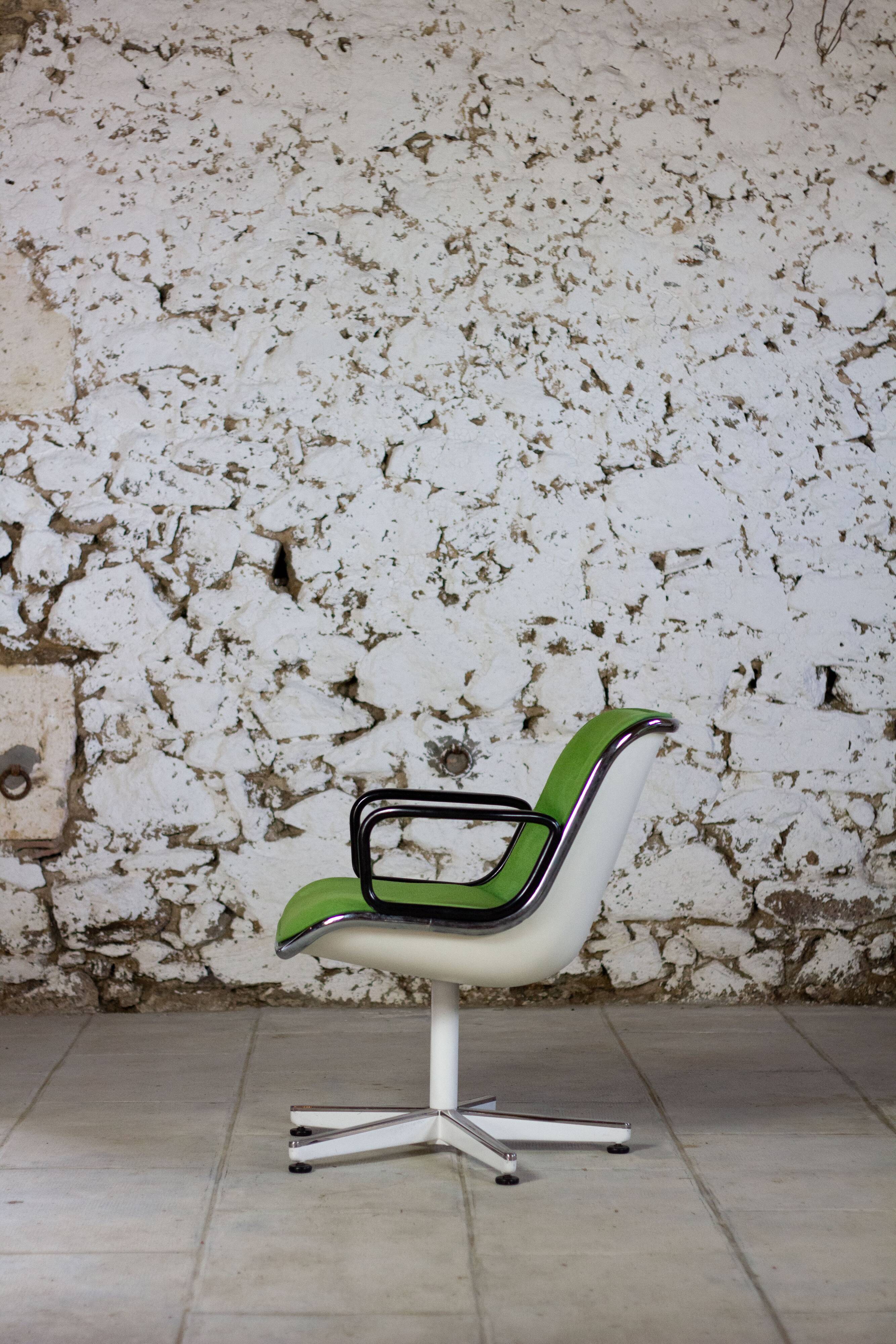 Green executive armchair by Charles Pollock for Knoll, 1960